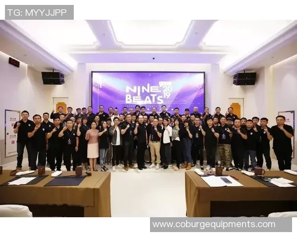 成都篮球队与北京篮球队赛后复盘团队协作的精彩瞬间与经验总结 成都篮球队与北京篮球队赛后复盘团队协作的精彩瞬间与经验总结