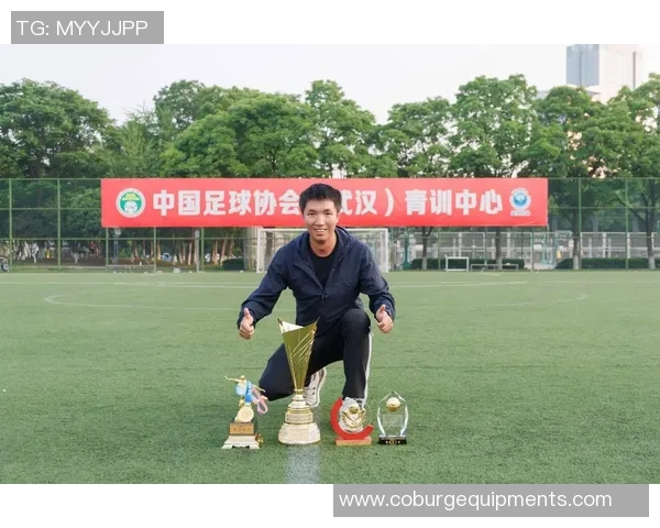 热议足球：武汉足球队的灵活性变革